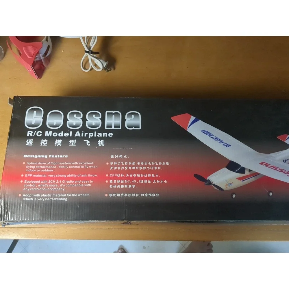 Flyzone Cessna FS Trainer R/C Model - Never Used‎